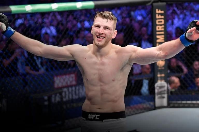 Dan Hooker, Petarung Pantang Mundur Di Oktagon
