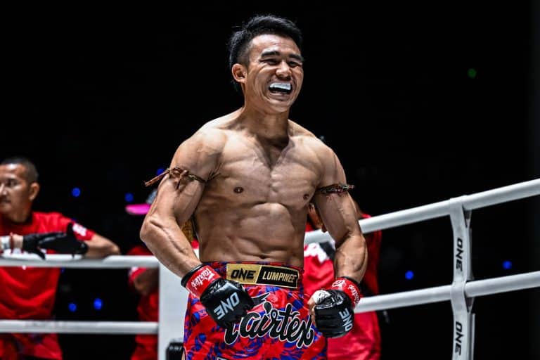 Worapon Lukjaoporongtom: Petarung ONE Championship