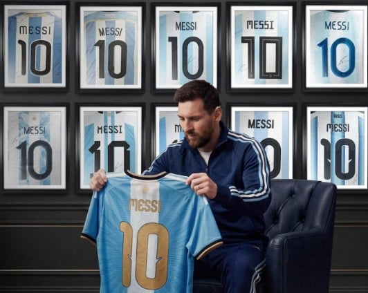 Laga Perpisahan Untuk Sang Legenda
