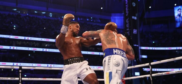 Anthony Joshua Ditaklukkan Oleksandr Usyk