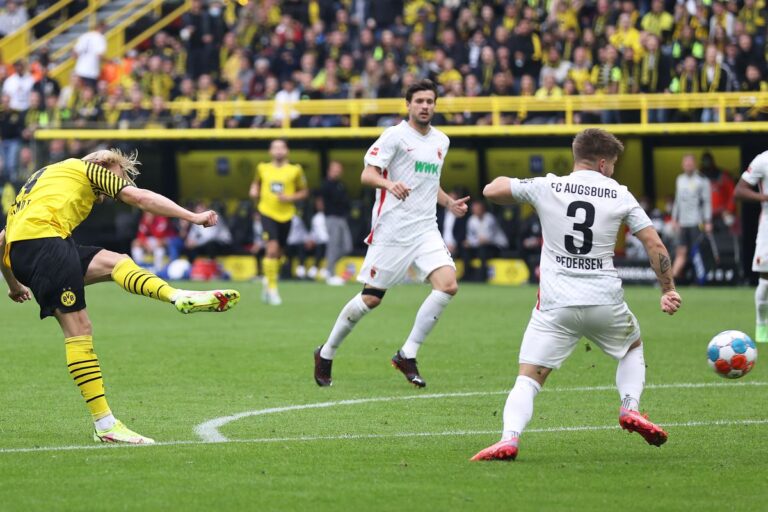 Masih Tanpa Haaland, Dortmund Susah Payah Kalahkan Augsburg