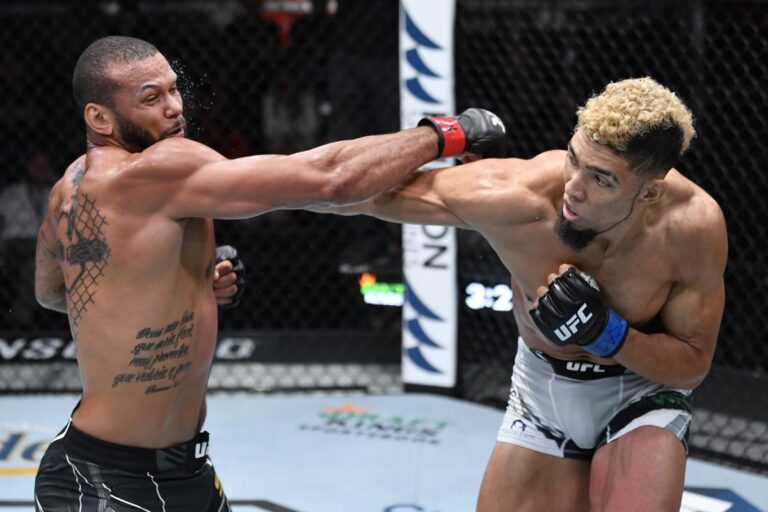 Thiago Santos Kalahkan Rekan Seperguruan McGregor
