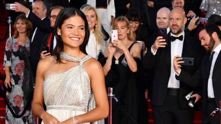 Jadi Juara US Open 2021, Raducanu Banyak Dilirik Brand Fashion Ternama