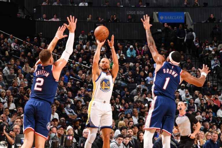 Golden State Warriors Menang Telak Atas Brooklyn Nets 117 – 99