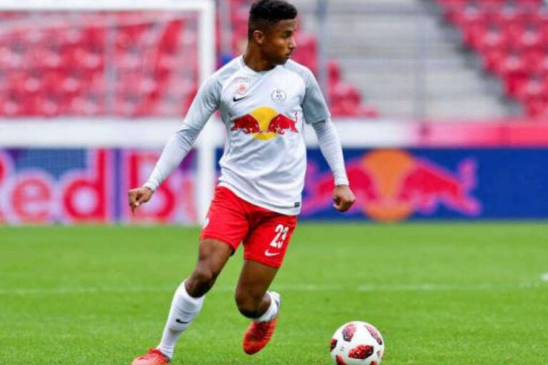 Striker Yang Penampilannya Bersinar Musim Ini