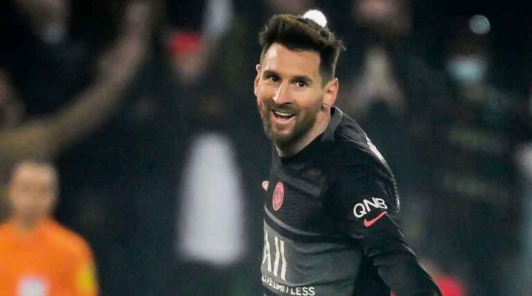 Lionel Messi Akhirnya Cetak Gol Pertama di Ligue One