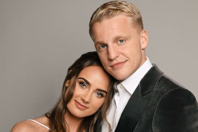 Donny Van de Beek Nantikan Kelahiran Putra Pertamanya