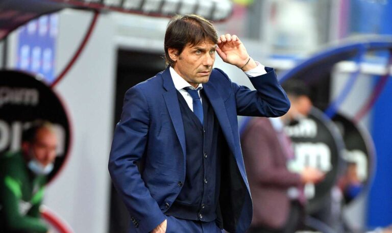 Tottenham Gercep Gaet Conte Gantikan Nuno