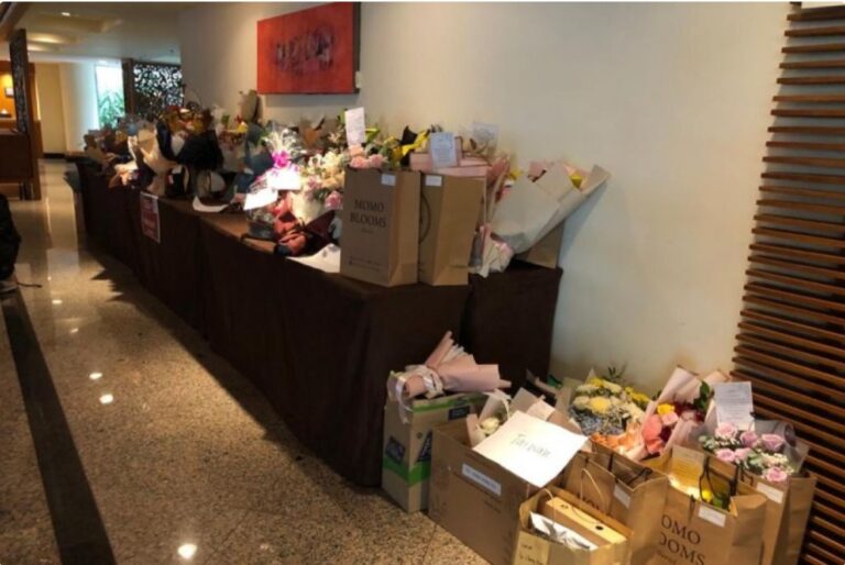 Banjir Hadiah Dari Penggemar Untuk Para Pemain Idola