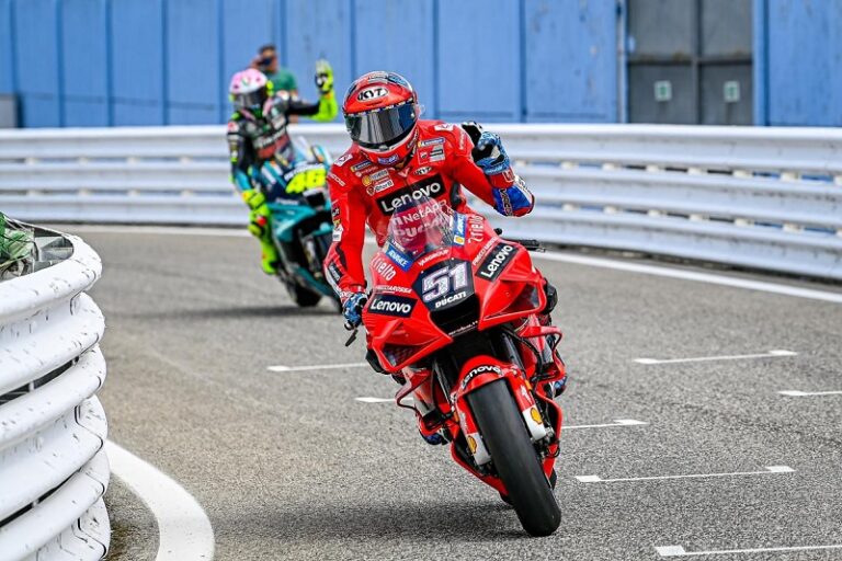 Francesco Bagnaia Raih Pole Position MotoGP Algavre 2021