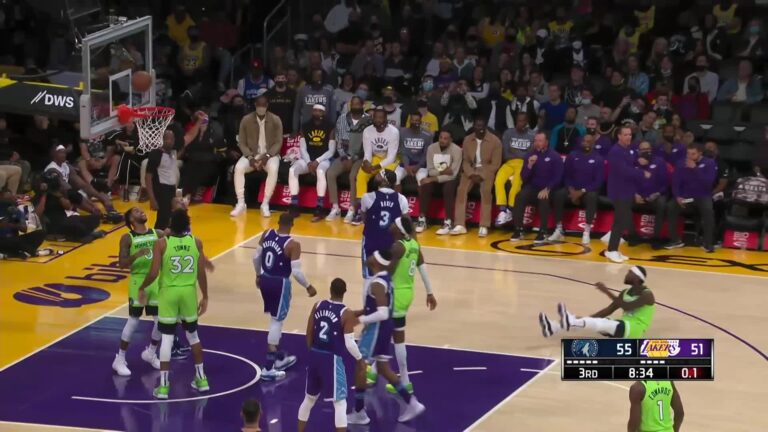 Wolves Kalahkan Lakers 110-92