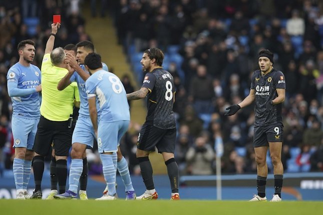 Manchester City Susah Payah Taklukkan 10 Pemain Wolves