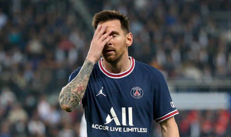 Lionel Messi Positif Covid 19