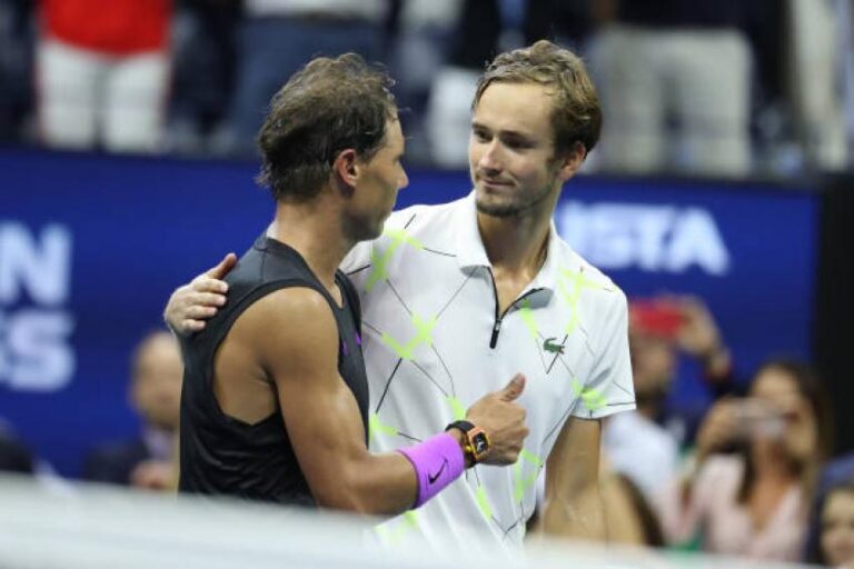 Medvedev Tantang Nadal di Final Australia Open 2022