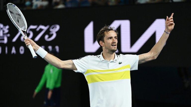 Medvedev Melangkah Ke Babak Kedua Australia Open 2022