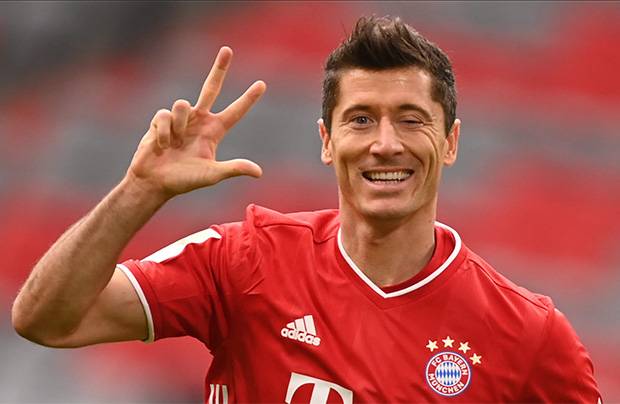 Lewandowski Yang Selalu Di Bawah Bayang Bayang Messi dan Ronaldo