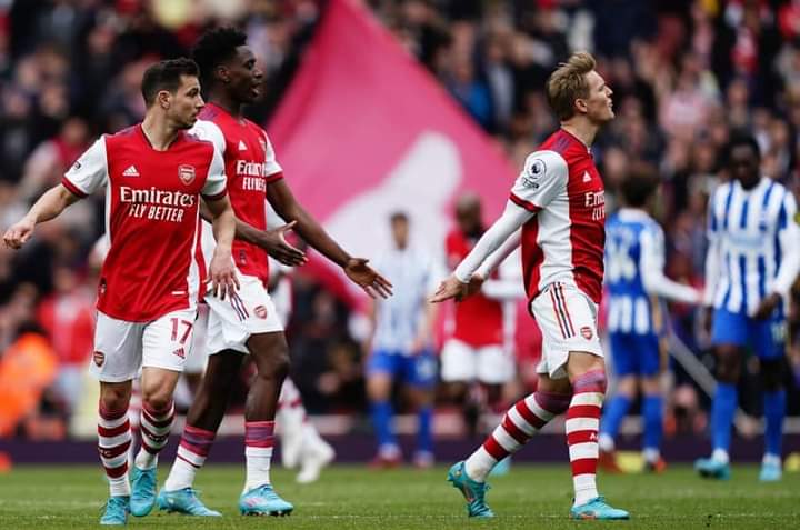 Arsenal Terpeleset Di Kandang Sendiri