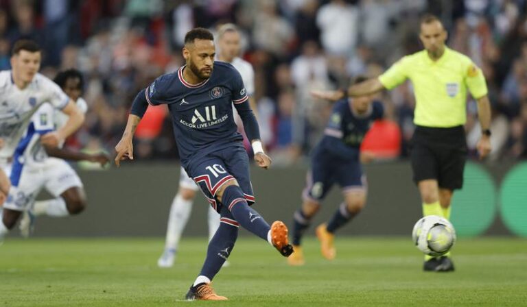 PSG Ditahan Imbang Troyes 2-2