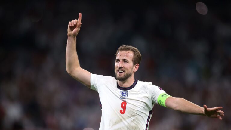 Harry Kane Ingin Patahkan Rekor Rooney Sebelum Piala Dunia 2022
