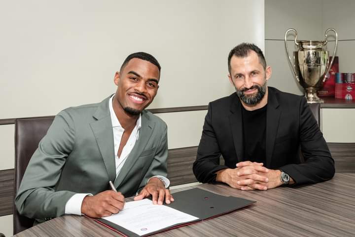 Pemain Ajax Laris Manis Di Bursa Transfer