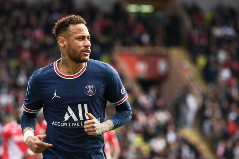 Bila Rela Gajinya Turun, Juve Siap Tebus Neymar Jr
