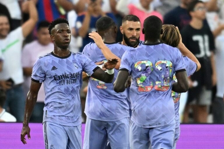 Laga Pra Musim Rasa Final Liga Champions