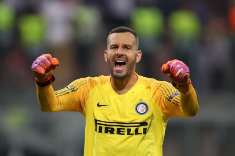 Handanovich Setahun Lagi Di Inter Milan