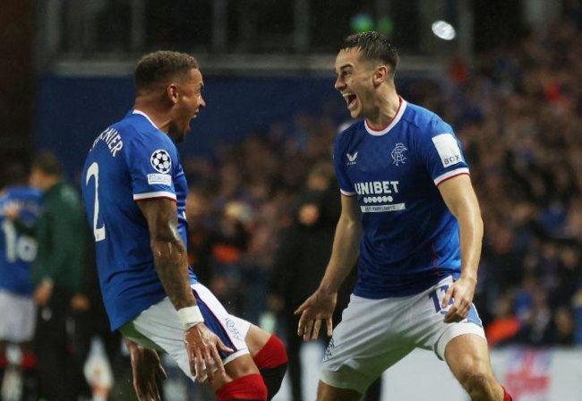 Rangers Bermain Imbang Lawan PSV Eindhoven