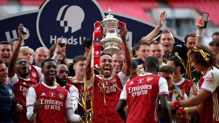 FA Cup Dan Carabao Cup Jadi Target Realistis Arsenal Musim Ini