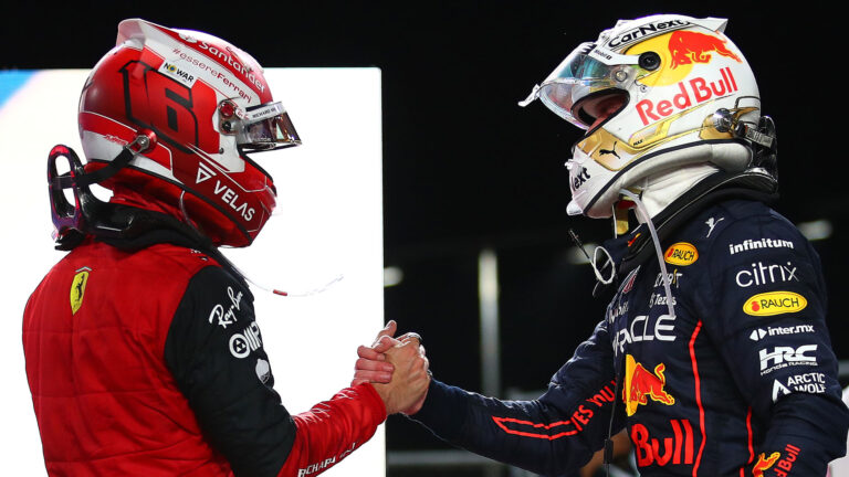 Terpaut Tiga Digit Poin, Hampir Mustahil Leclerc Kejar Verstappen