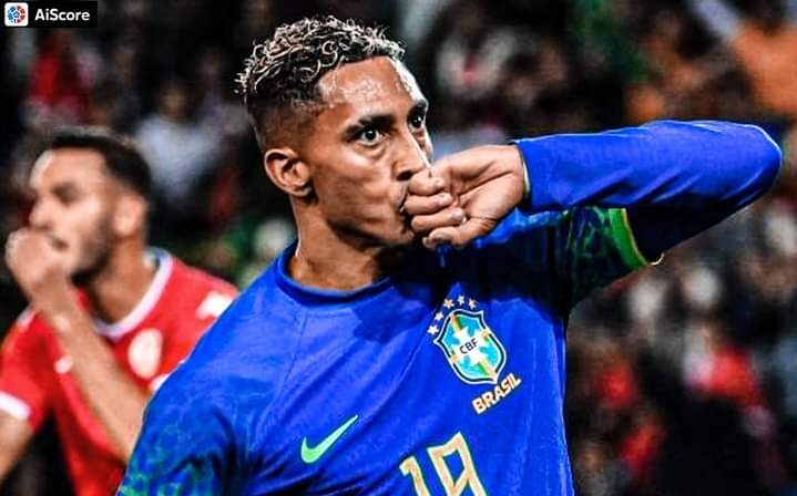 Terus Bergoyang Samba, Brasil Bantai Tunisia