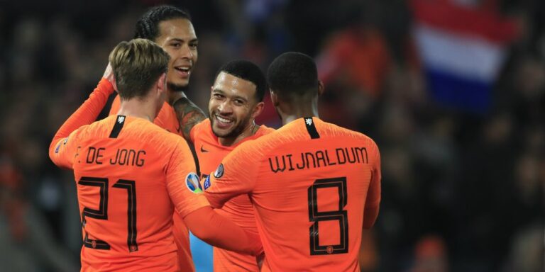 Menerka Pasukan Van Gaal Di Piala Dunia 2022