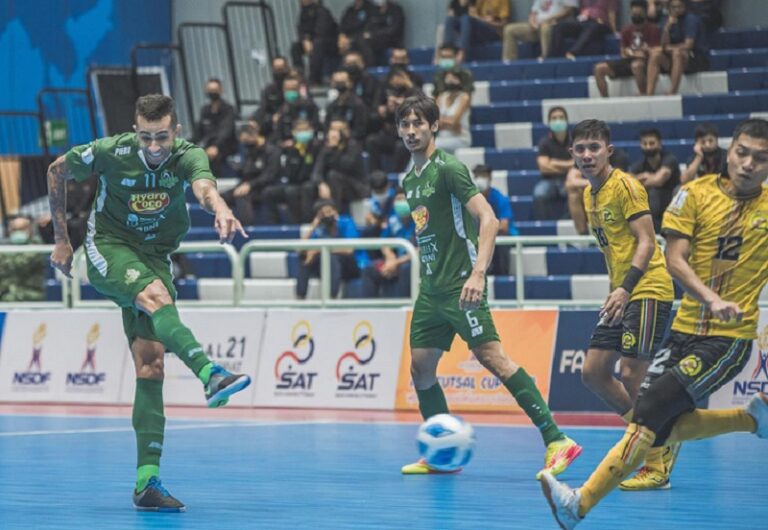Bintang Timur Hancurkan Perwira 19-0