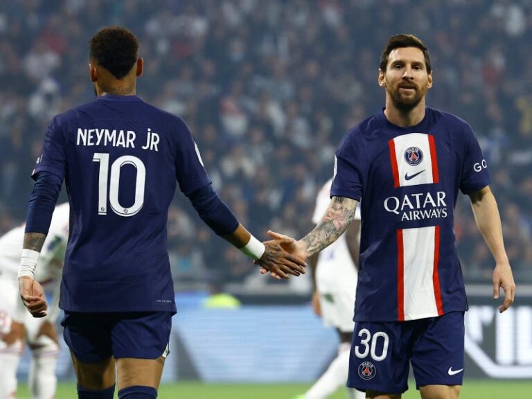 Duet Maut Messi-Neymar Bawa PSG Menang Lawan Lyon