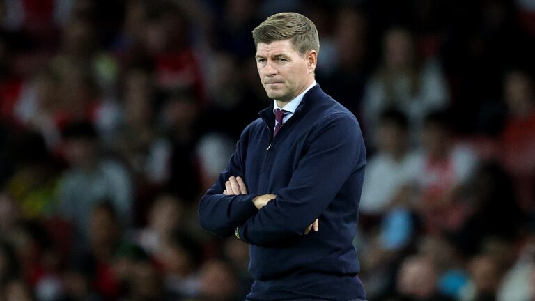 Gagal Angkat Performa Villa, Gerrard Di Ambang Pemecatan