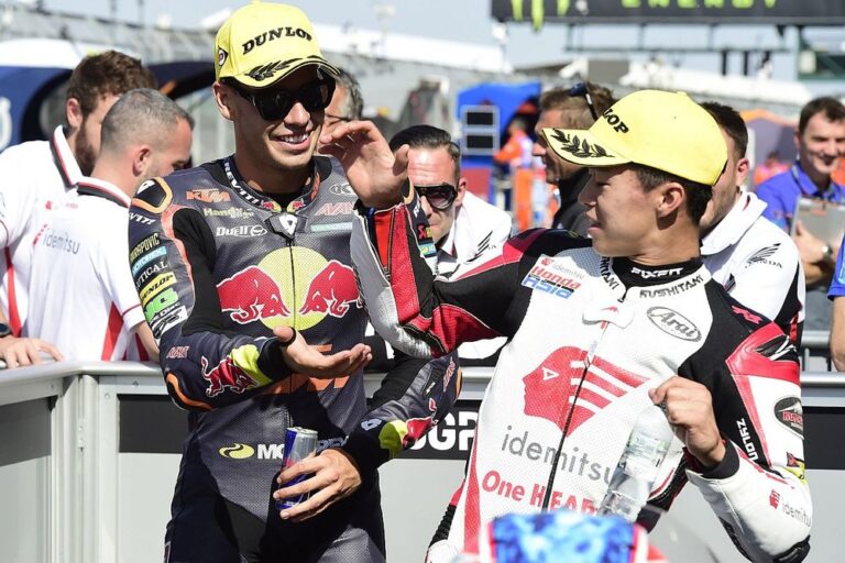 Duel Sengit Fernandez vs Ogura Hingga Seri Terakhir Moto2