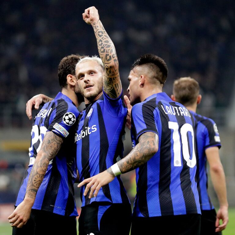 Inter Milan Taklukkan Barcelona
