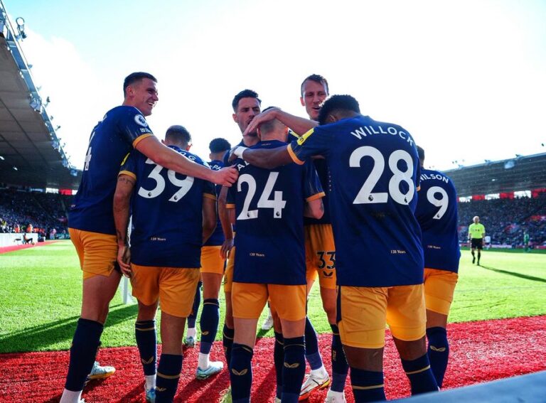 Newcastle Tatap Liga Champions Musim Depan