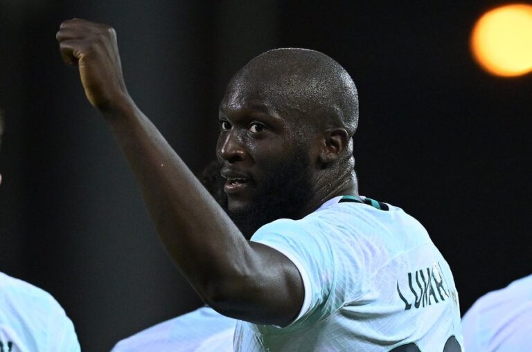 Kembali Diperkuat Lukaku, Inter Kalahkan Reggina 2-0