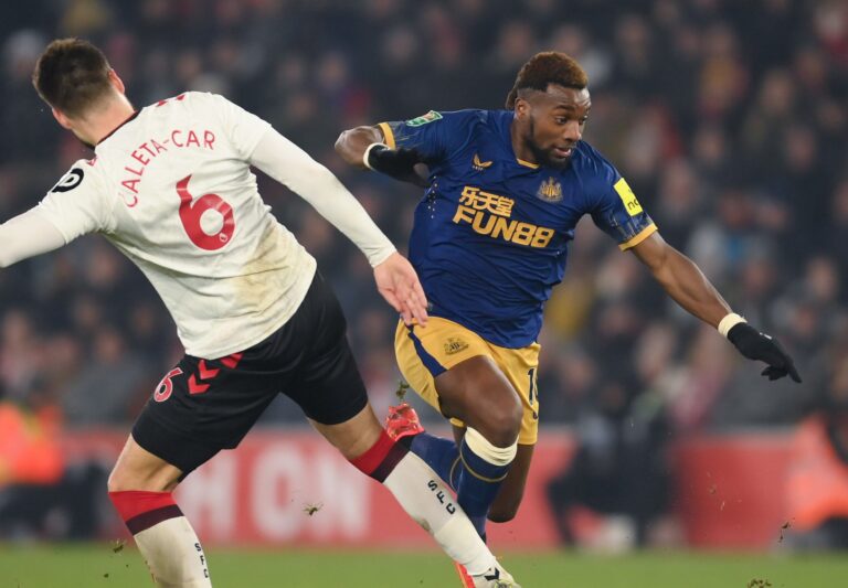 The Magpies Tempatkan Satu Kaki Di Final Carabao Cup