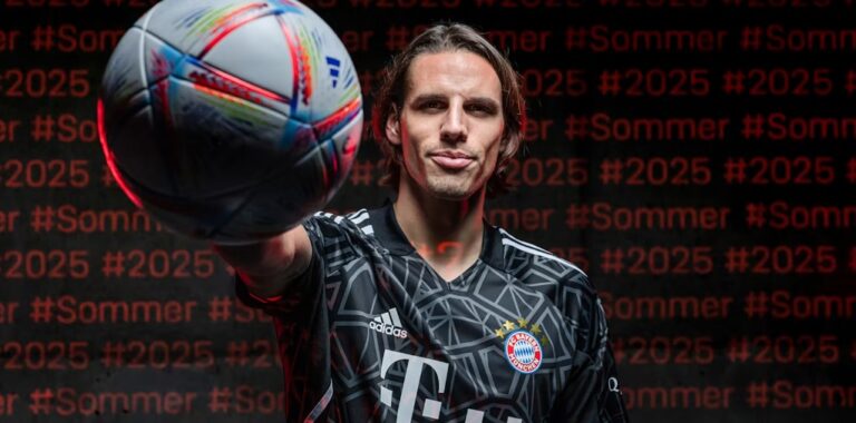 Yann Sommer Resmi Gantikan Neuer Di Bayern Muenchen