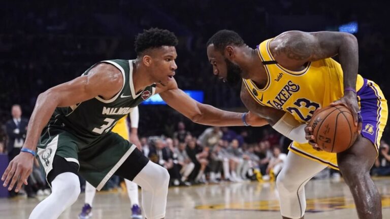 Lakers Ditekuk Bucks 106-115