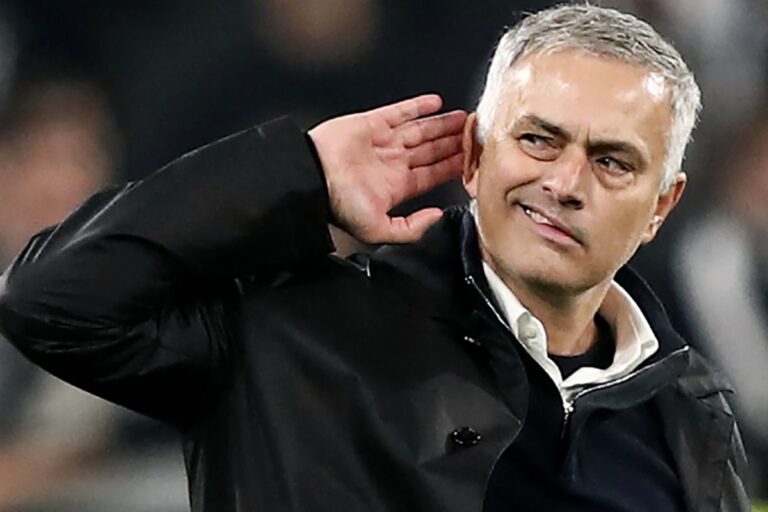 Mourinho Frustasi AS Roma Gagal Menang