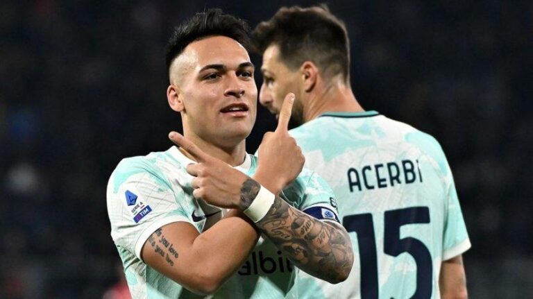 Inter Pangkas Jarak Dari Napoli
