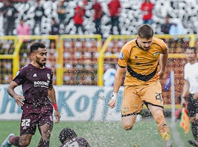 PSM Menjauh Dari Persija Dan Persib