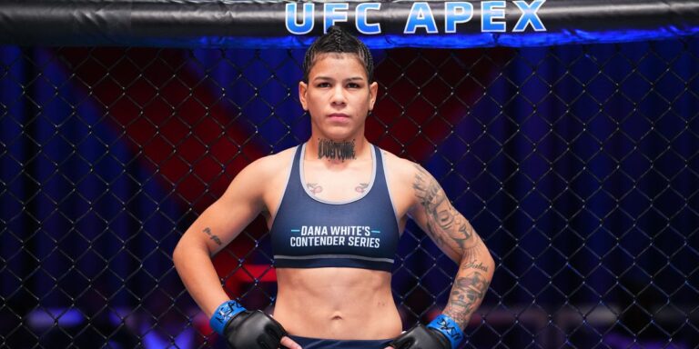 Profil Petarung UFC: Denise Gomes