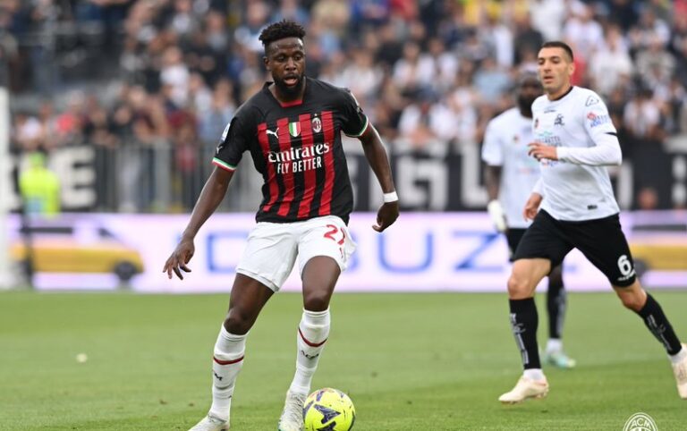 Kalah Dari Spezia, Milan Digeruduk Supporternya Sendiri