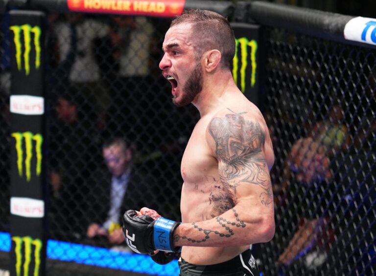Lucas Oliveira Almeida: Petarung Kelas Featherweight
