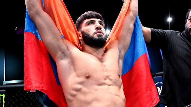 Arman Tsarukyan: Petarung Kickboxing