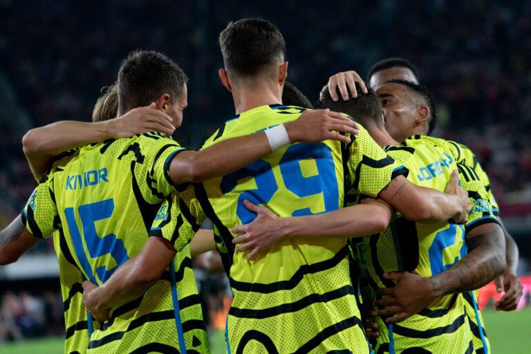 Arsenal Bantai MLS All Stars 5-0